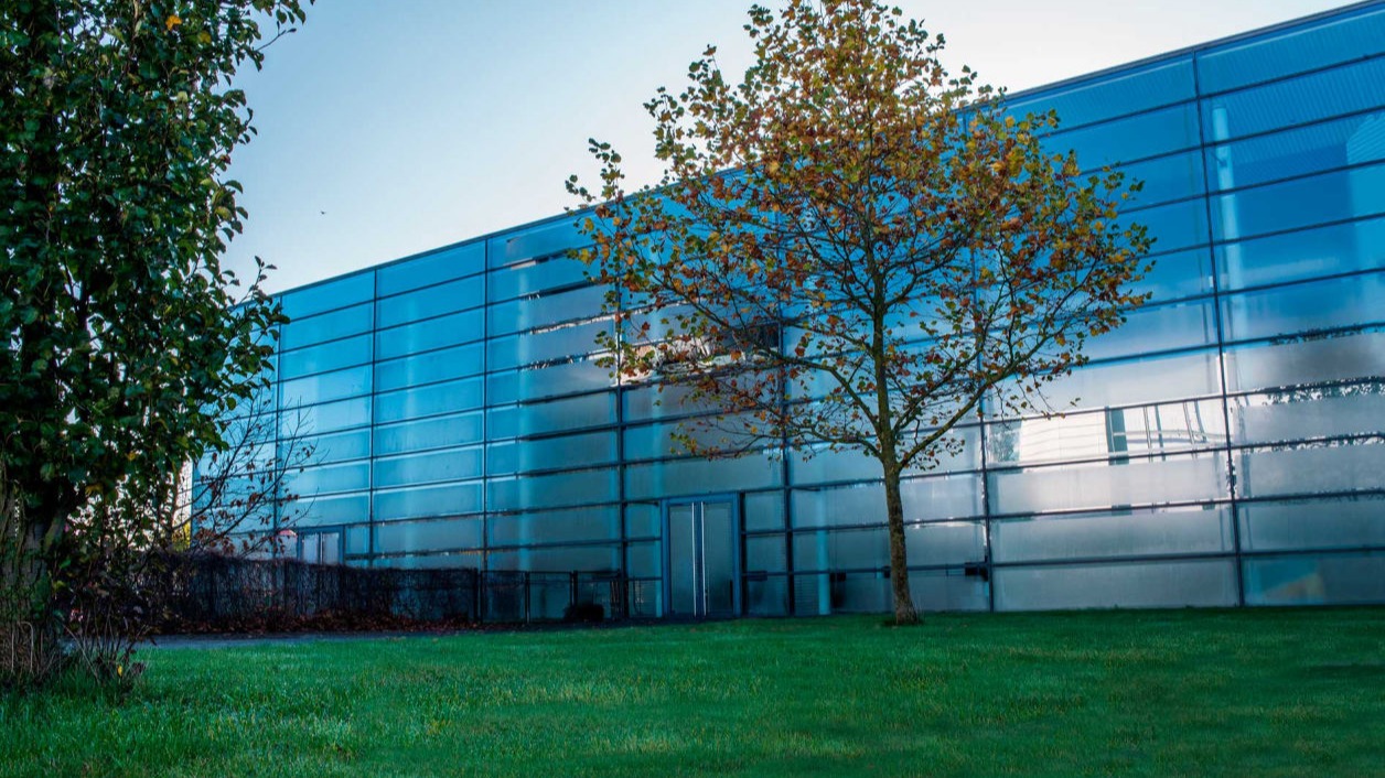 CODA Audio Firma - Außenansicht