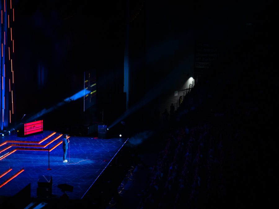 CODA Audio macht den Auftakt mit Romesh Ranganathan